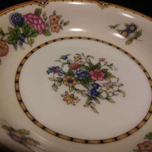 7 Vintage Noritake Dessert Bowls in Elysian 10in Gold Trim - Picture 5 of 16